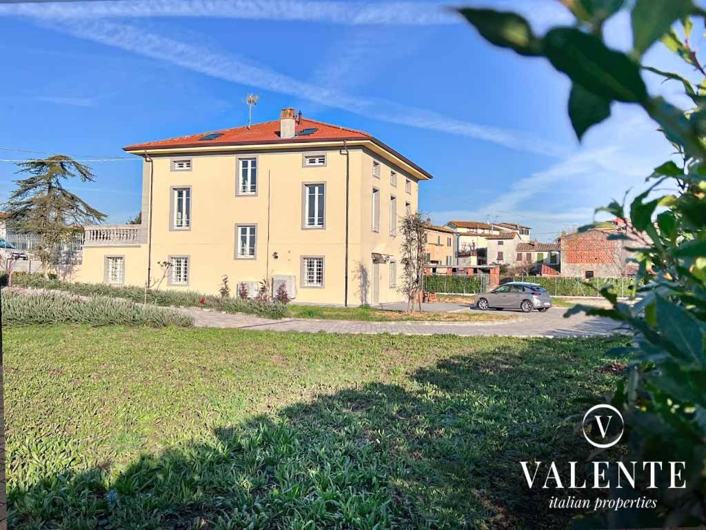 Villa Valente - Apartments Capannori Eksteriør bilde